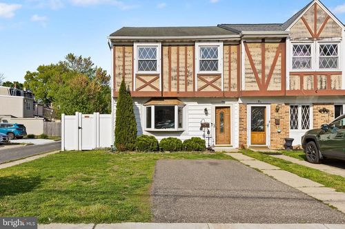 1 Hankins Aly, BORDENTOWN, NJ, 08505-1848 | Card Image