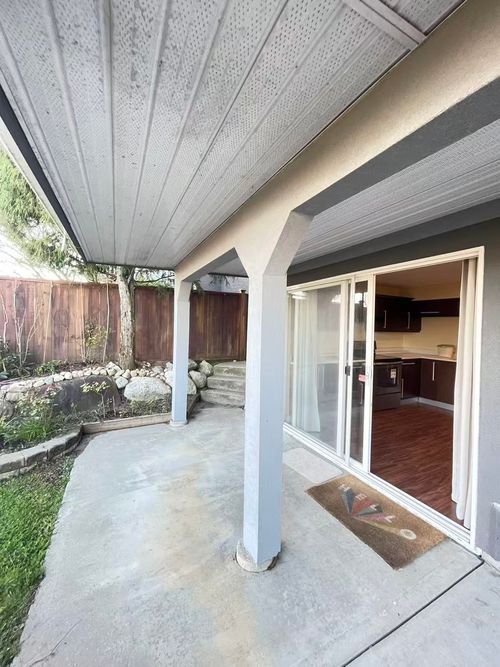 1500 Eagle Mountain Drive, Coquitlam, BC, V3E2Z9 | Card Image