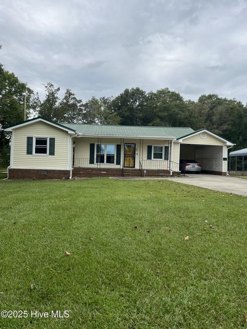 3819 Us Highway 264a, Walstonburg, NC, 27888-9283 | Card Image