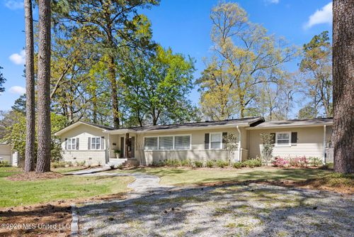 1436 Robert Dr, Jackson, MS, 39211-6338 | Card Image