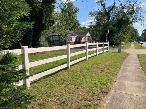 4261 Taylor Road, Chesapeake, VA, 23321 | Card Image