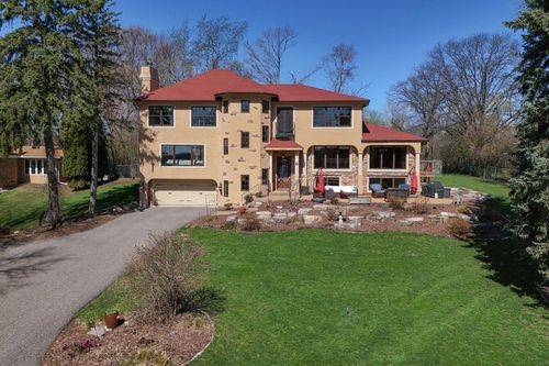 30 Willow Wood Dr, Excelsior, MN, 55331-8425 | Card Image