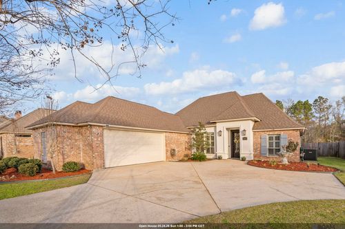 8135 Lavender Dr, Baton Rouge, LA, 70818-5337 | Card Image