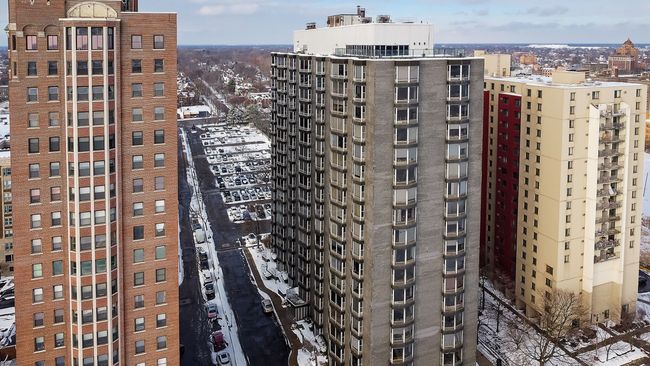 APT-1811 - 8200 E Jefferson Ave, Condo with 1 bedrooms, 1 bathrooms and null parking in Detroit MI | Image 37