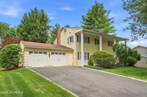 5 St Lawrence Way, Marlboro, NJ, 07746-1231 | Card Image