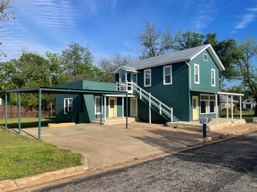 1005 Bayley St, Llano, TX, 78643-2003 | Card Image