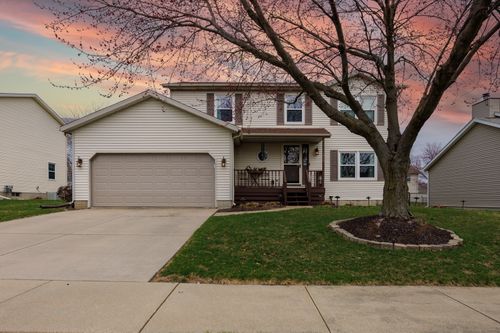 2810 Arrowhead Dr, Bloomington, IL, 61704-2579 | Card Image