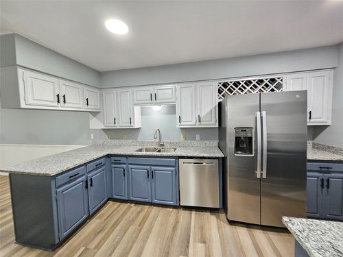 1124 Kathy Ln, Lewisville, TX, 75067-4359 | Card Image