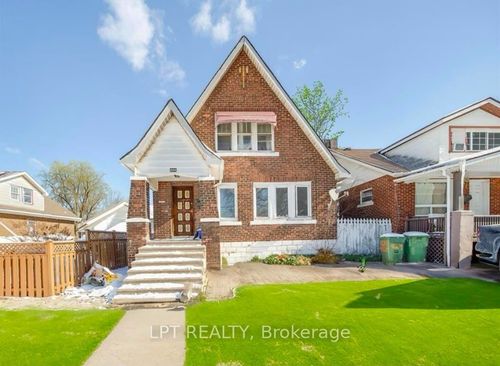 916 Felix Ave, Windsor, ON, N9C3L3 | Card Image