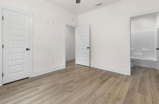 1019 Sw 5 Th St, House other with 3 bedrooms, 2 bathrooms and null parking in Cooper TX | Image 17
