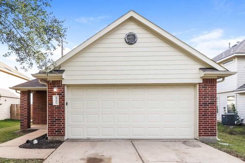 19235 Sandelford Dr, Katy, TX, 77449-4150 | Card Image