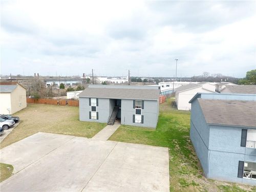 2703 Evergreen Cir, Bryan, TX, 77801-1856 | Card Image