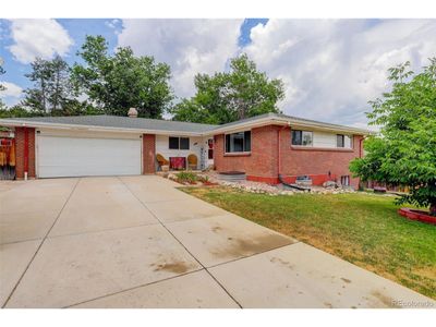 4737 S Oak Ct, House other with 5 bedrooms, 2 bathrooms and null parking in Littleton CO | Image 2