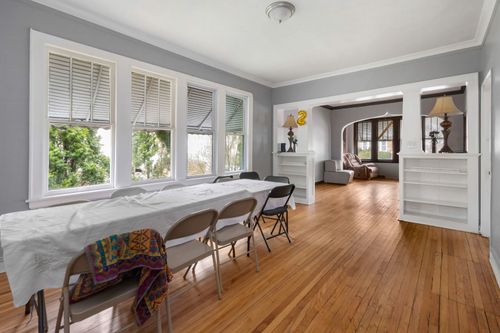 11527 S La Salle St, Chicago, IL, 60628-5505 | Card Image
