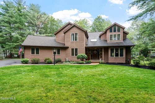 99 Boyack Rd, Clifton Park, NY, 12065-7438 | Card Image