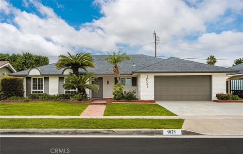 1021 S Hilda St, Anaheim, CA, 92806-5006 | Card Image