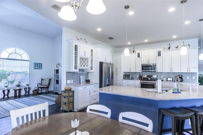 27406 Tierra Del Fuego Cir, House other with 4 bedrooms, 4 bathrooms and null parking in PUNTA GORDA FL | Image 17
