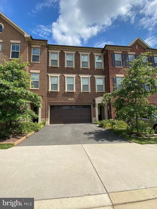 23692 Blanco Ter, BRAMBLETON, VA, 20148-7636 | Card Image