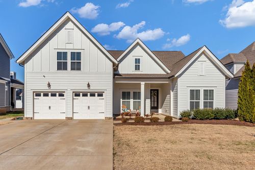 5614 Shelton Blvd, Murfreesboro, TN, 37129-3989 | Card Image