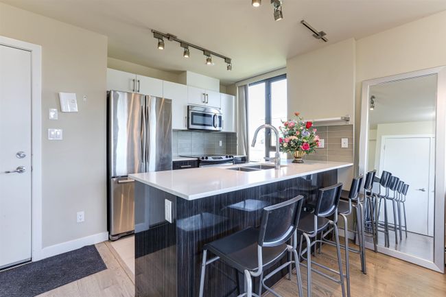 516 - 2689 Kingsway, Condo with 2 bedrooms, 2 bathrooms and 1 parking in Vancouver BC | Image 5