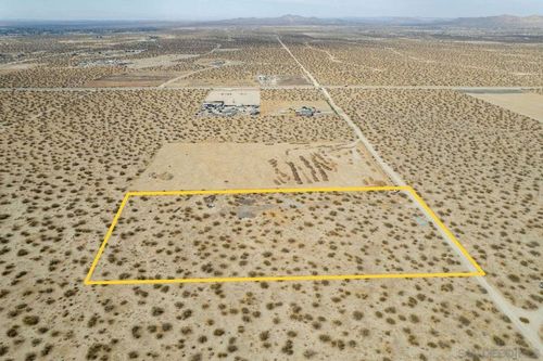 0 126th St E, Pearblossom, CA, 93553 | Card Image