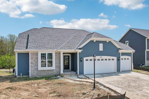 N174W20590 Laurel Springs Circle, Jackson, WI, 53037 | Card Image