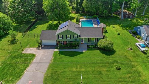 100 Fernwood Dr, East Longmeadow, MA, 01028-1386 | Card Image