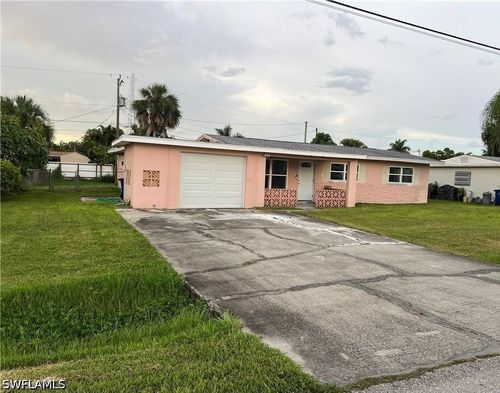 160 Brooks Rd, North Fort Myers, FL, 33917-4105 | Card Image