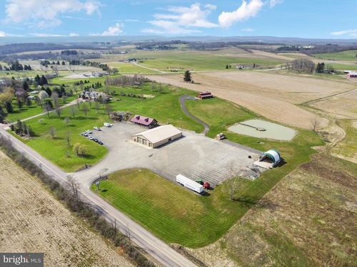 208 W Mud Pike, Rockwood, PA, 15557-6944 | Card Image