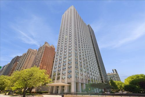 30d-1550 N Lake Shore Dr, Chicago, IL, 60610-6611 | Card Image