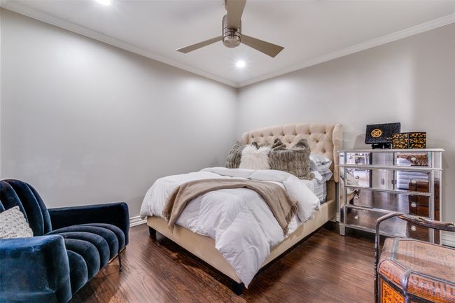 APT-900 - 5909 Luther Ln, Condo with 2 bedrooms, 2 bathrooms and null parking in Dallas TX | Image 14