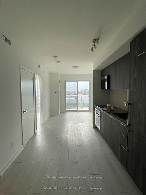 926-2031 Kennedy Rd, Toronto, ON, M1T0B8 | Card Image