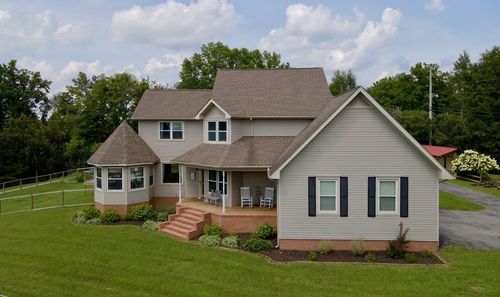 368 Blackberry Hill Rd, Silver Point, TN, 38582-7929 | Card Image