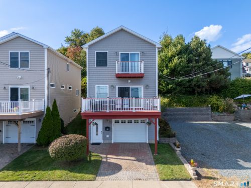 60 Hawthorne St, West Haven, CT, 06516-6833 | Card Image
