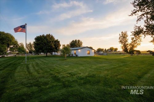 32400 Nichol Lane, Parma, ID, 83660 | Card Image