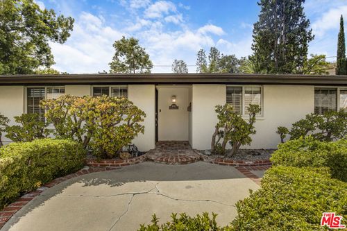 4730 Cerrillos Dr, Woodland Hills, CA, 91364-5012 | Card Image