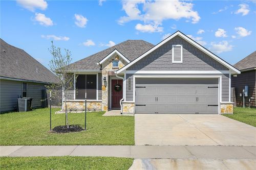 2109 Dumfries Dr, Bryan, TX, 77807-1455 | Card Image