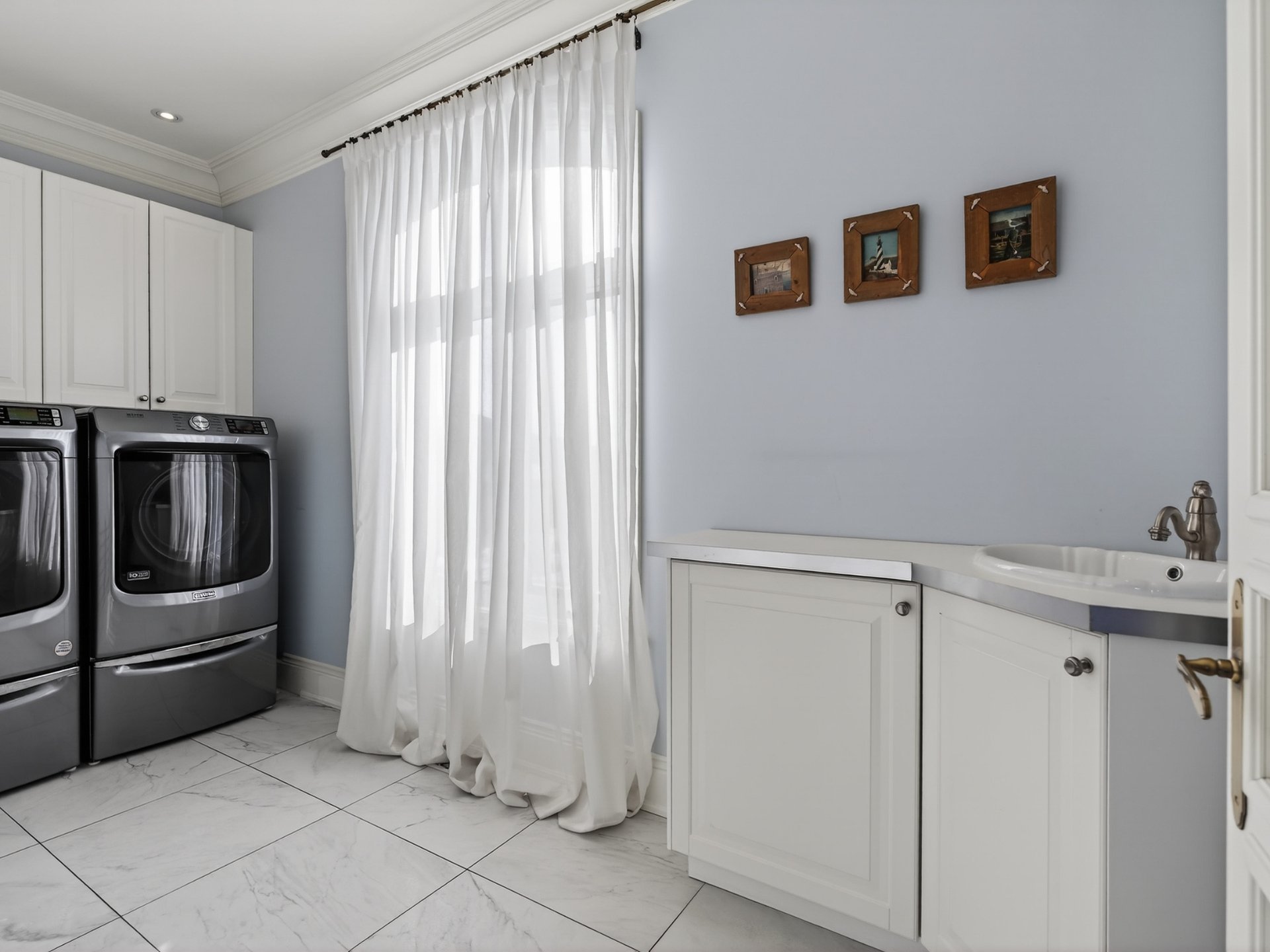 Residential in Brossard 3