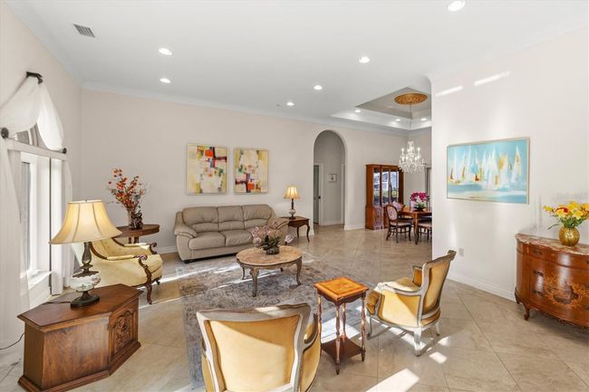 4937 Oxford Dr, House other with 3 bedrooms, 2 bathrooms and null parking in SIESTA KEY FL | Image 8