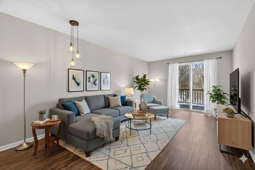 apt-109-5192 Sassafras Dr, Fitchburg, WI, 53711-7728 | Card Image