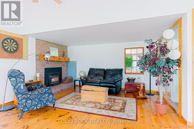 117 Folger Rd, House other with 4 bedrooms, 1 bathrooms and 8 parking in Lanark Highlands ON | Image 9