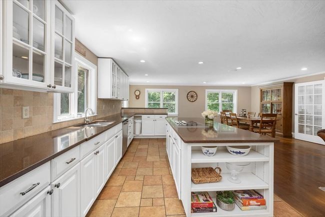 12 Whitcomb Ln, House other with 3 bedrooms, 4 bathrooms and 3 parking in Hingham MA | Image 12