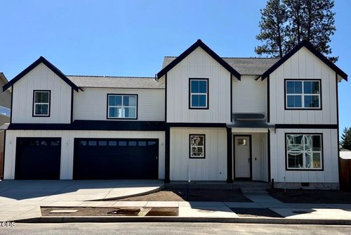 14-61430 Se Daybreak Ct, Bend, OR, 97702-4020 | Card Image