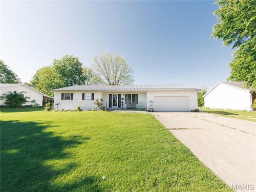 1768 Southridge Ln, Owensville, MO, 65066-2709 | Card Image