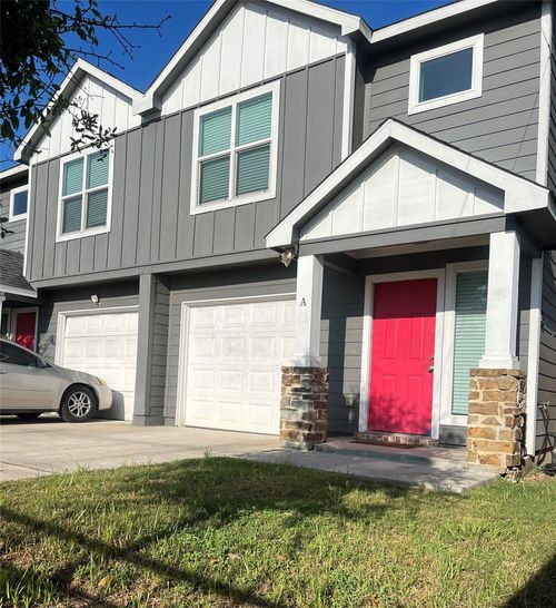 a-8206 Bassett St, Houston, TX, 77051-1139 | Card Image