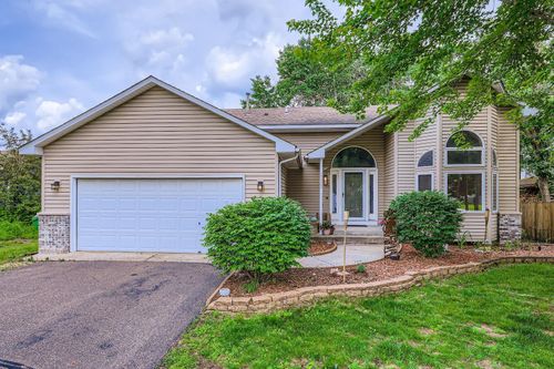 13367 Martin St Nw, Andover, MN, 55304-7071 | Card Image