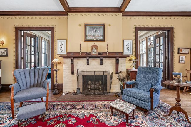 204 Monroe St, House other with 5 bedrooms, 4 bathrooms and null parking in Kalamazoo MI | Image 16
