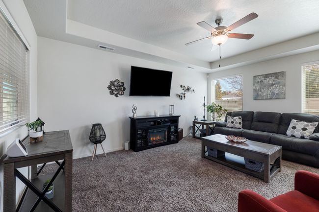4706 N Marcus Ln, House other with 4 bedrooms, 3 bathrooms and null parking in Spokane Valley WA | Image 4