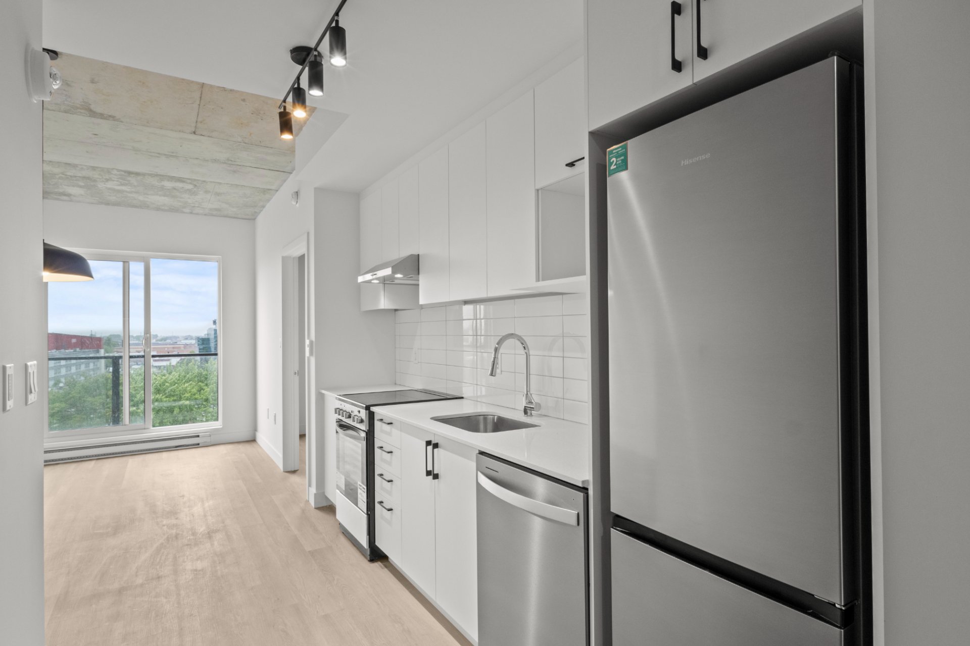 Residential Lease in Montréal (Côte-des-Neiges/Notre-Dame-de-Grâce) 4