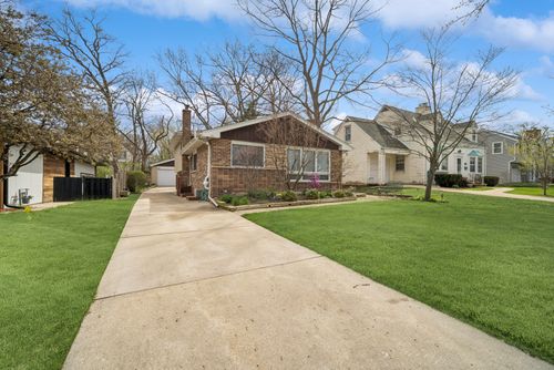 621 Echo Ln, Glenview, IL, 60025-3433 | Card Image